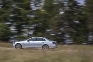 Mercedes-Benz E300 e 4Matic AMG Line 2020 года  (WW)